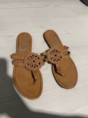 Circus by Sam Edelman Tan Medallion Thong Slide Sandals